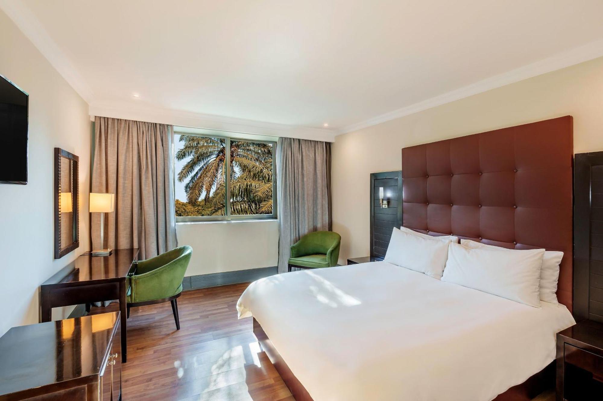 Protea Hotel by Marriott Lusaka Exteriör bild