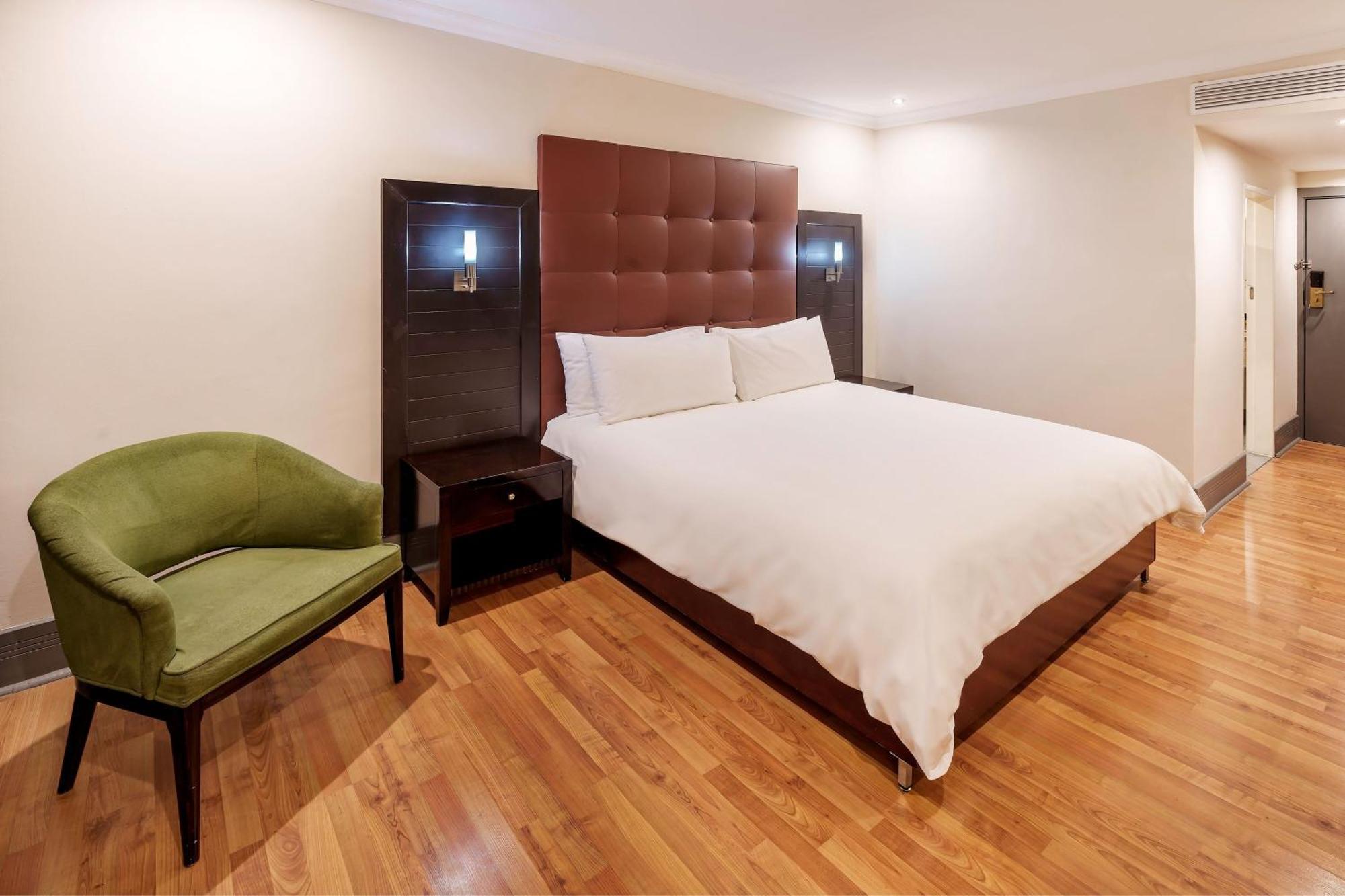 Protea Hotel by Marriott Lusaka Exteriör bild