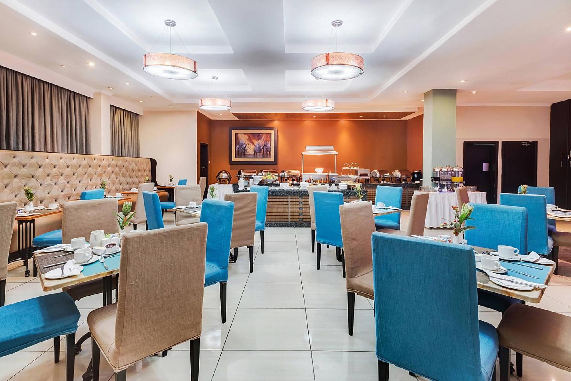 Protea Hotel by Marriott Lusaka Exteriör bild