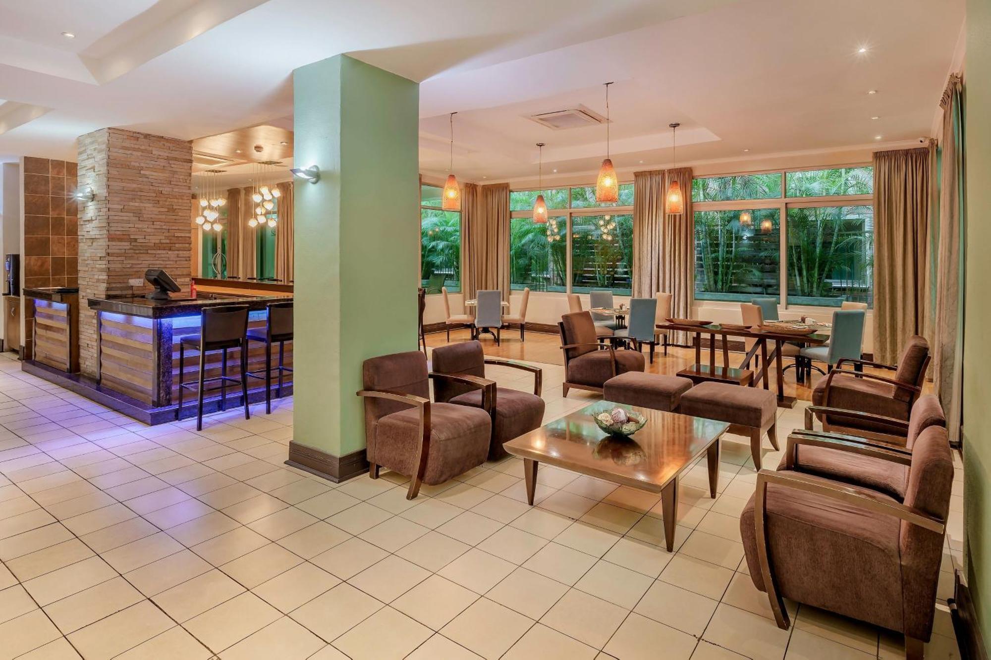 Protea Hotel by Marriott Lusaka Exteriör bild