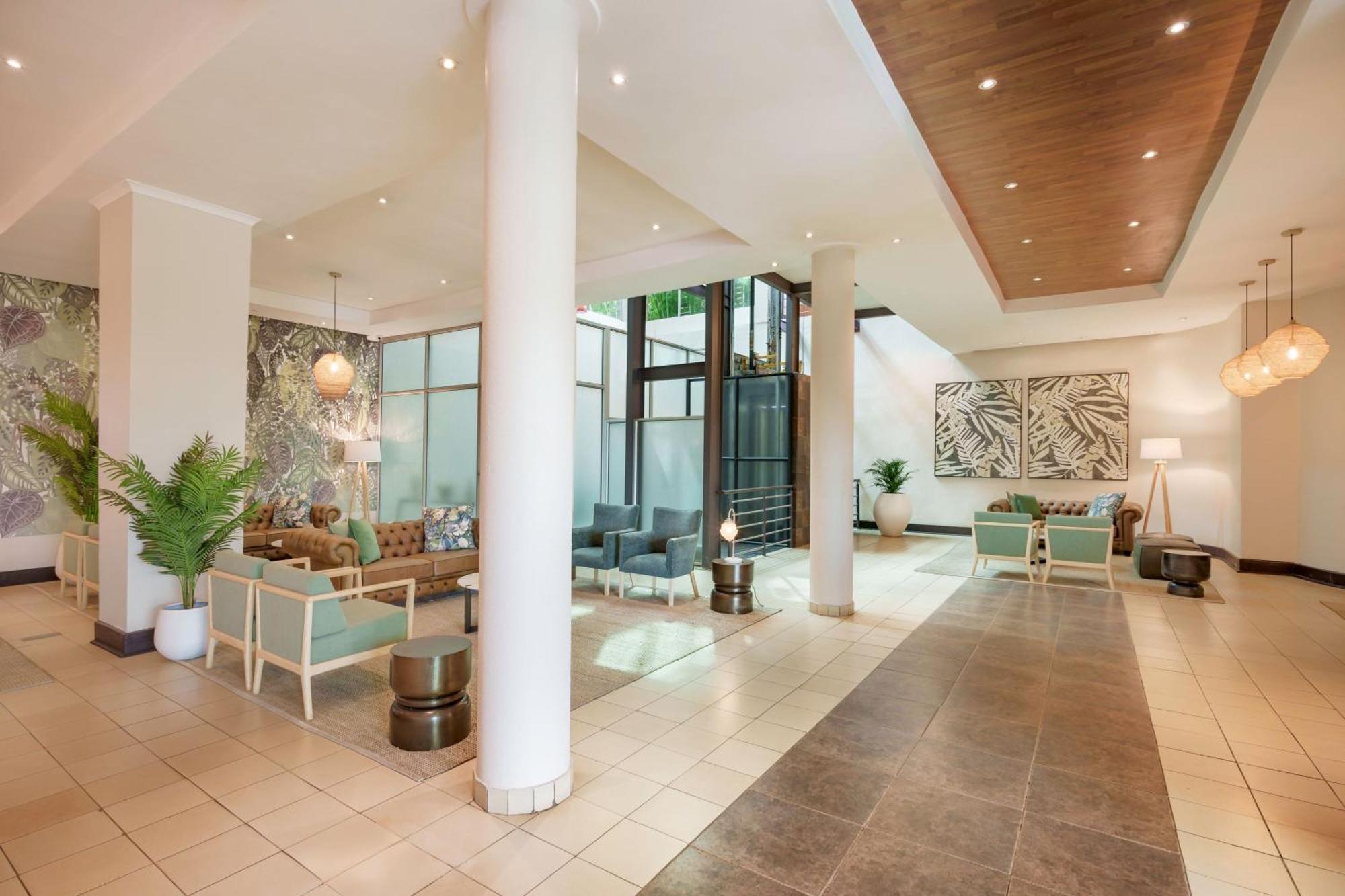 Protea Hotel by Marriott Lusaka Exteriör bild