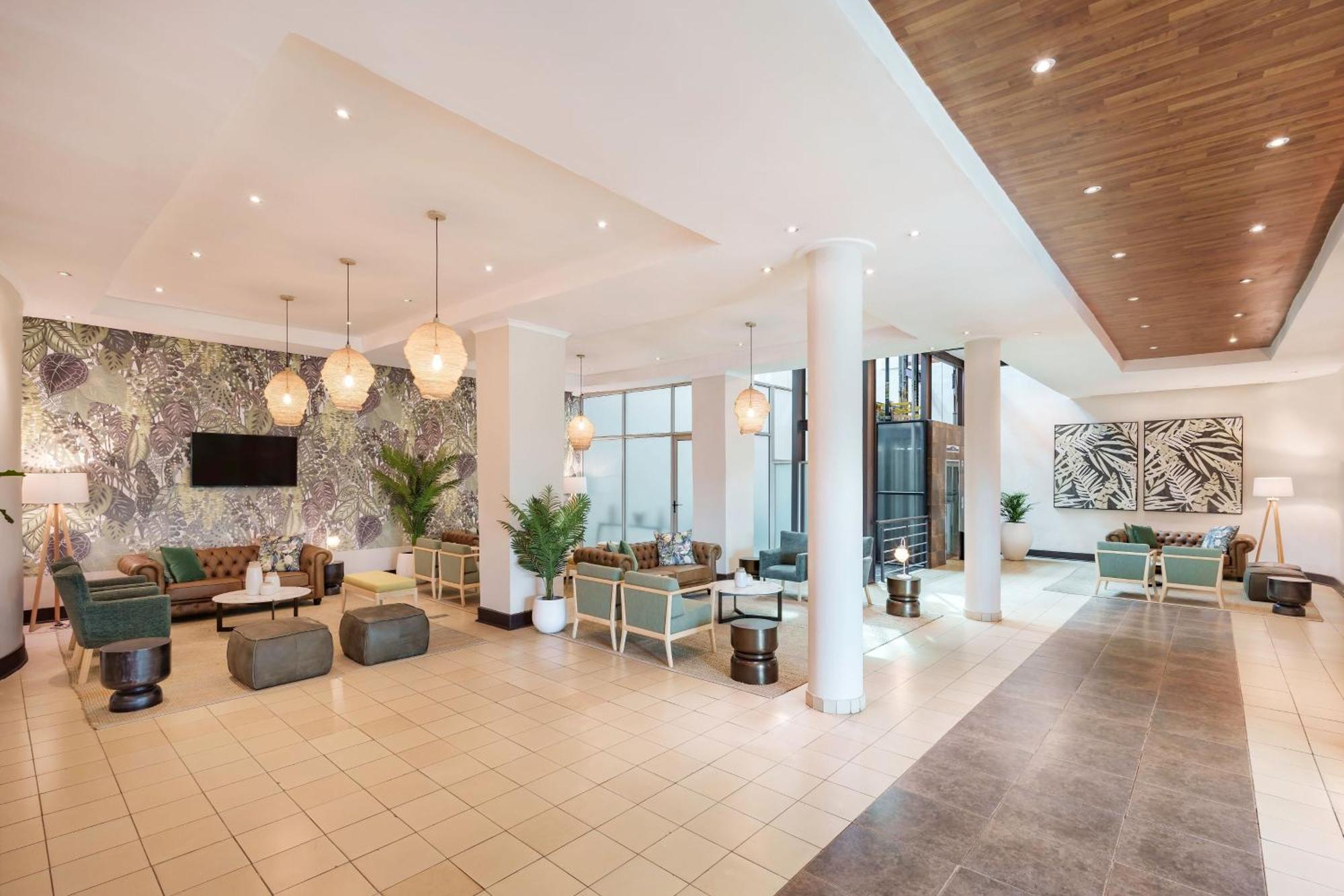 Protea Hotel by Marriott Lusaka Exteriör bild