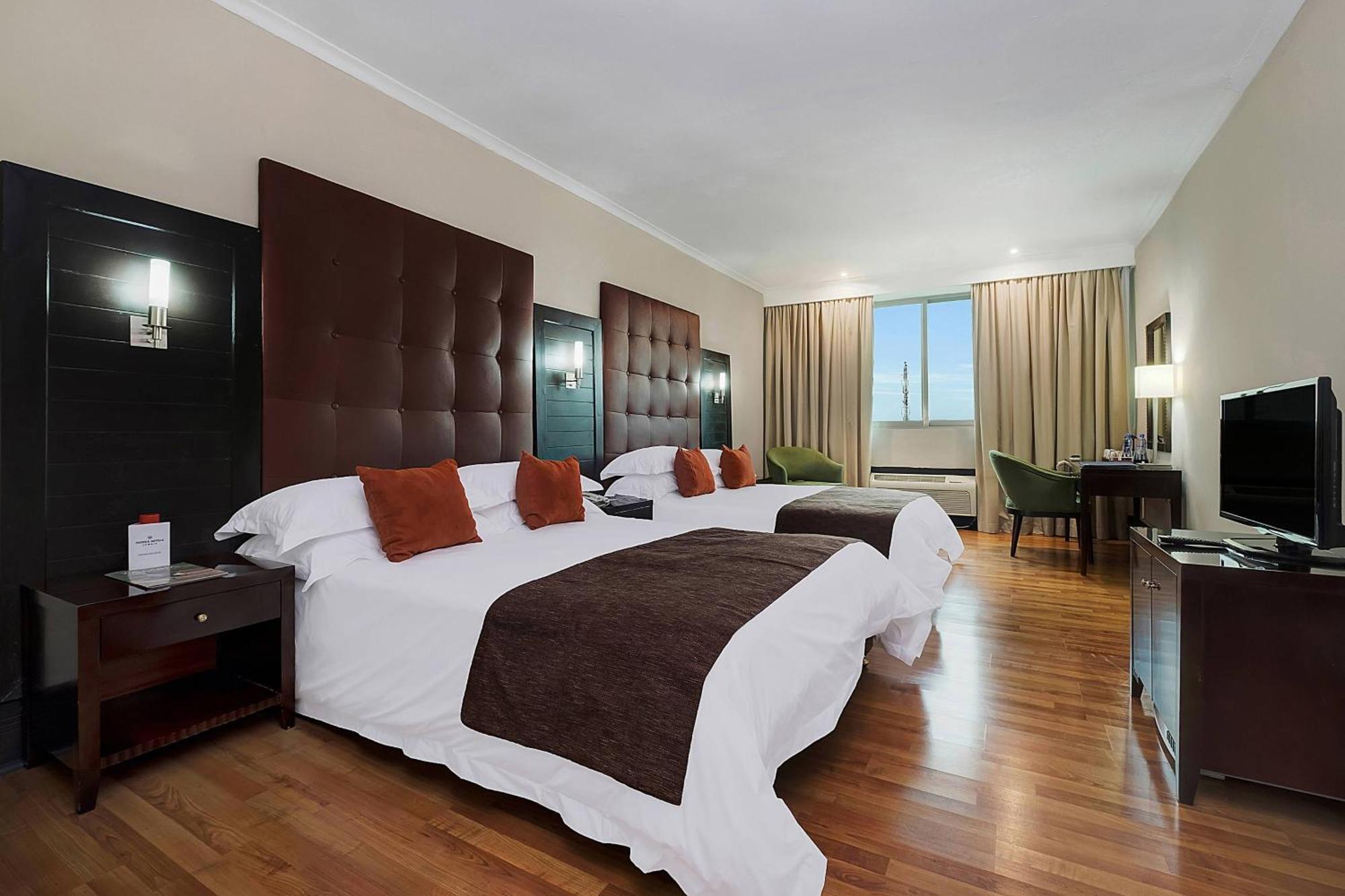 Protea Hotel by Marriott Lusaka Exteriör bild