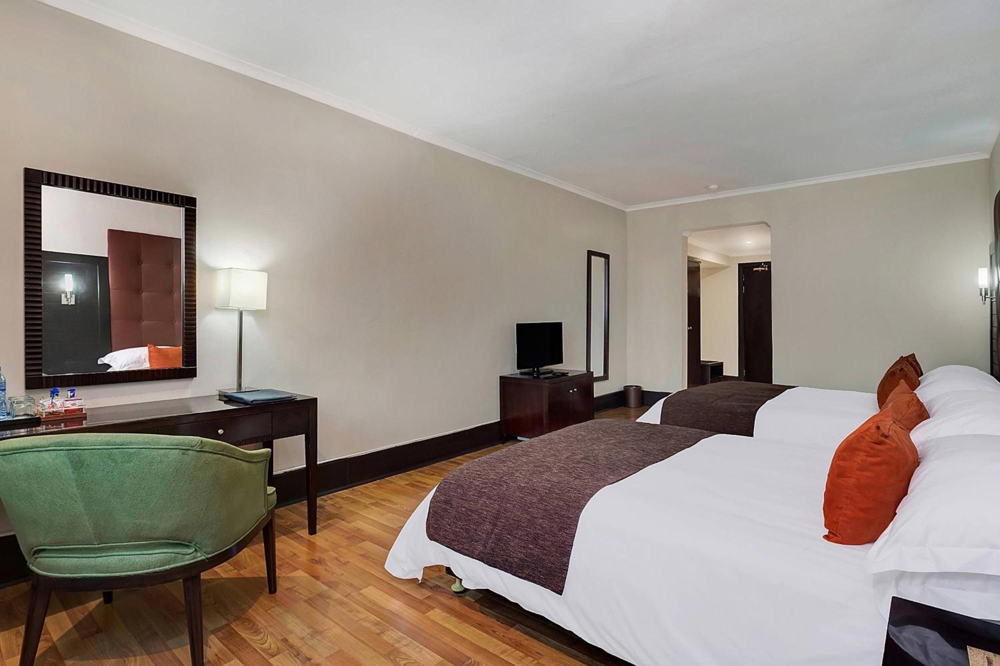 Protea Hotel by Marriott Lusaka Exteriör bild